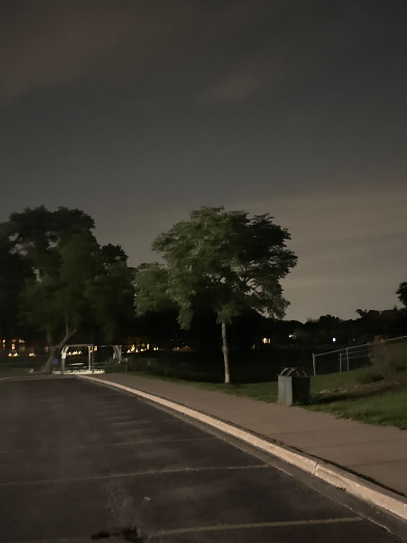 walking near me in Park Avenue Park in summer