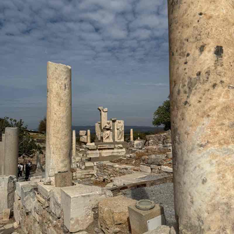 Будь в форме emerald72 post image