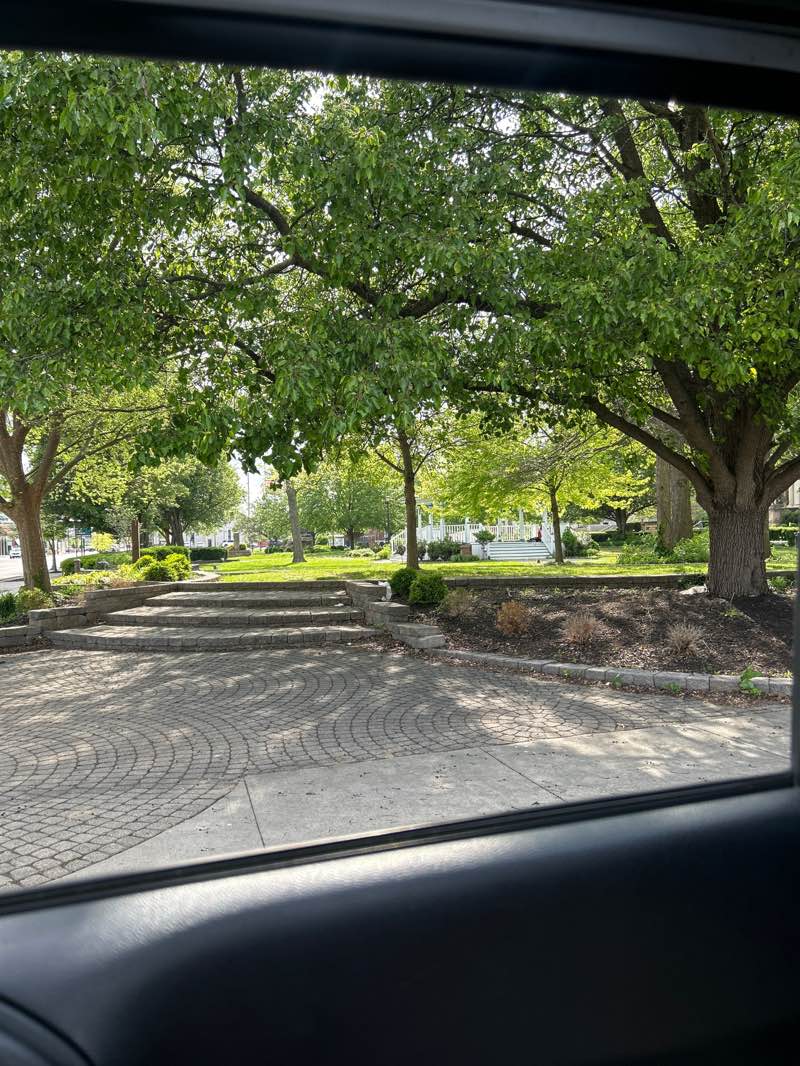 walking near me in Luther F Warder Park in spring