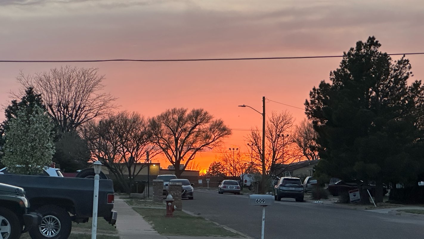 walking near me in Green Acres in spring