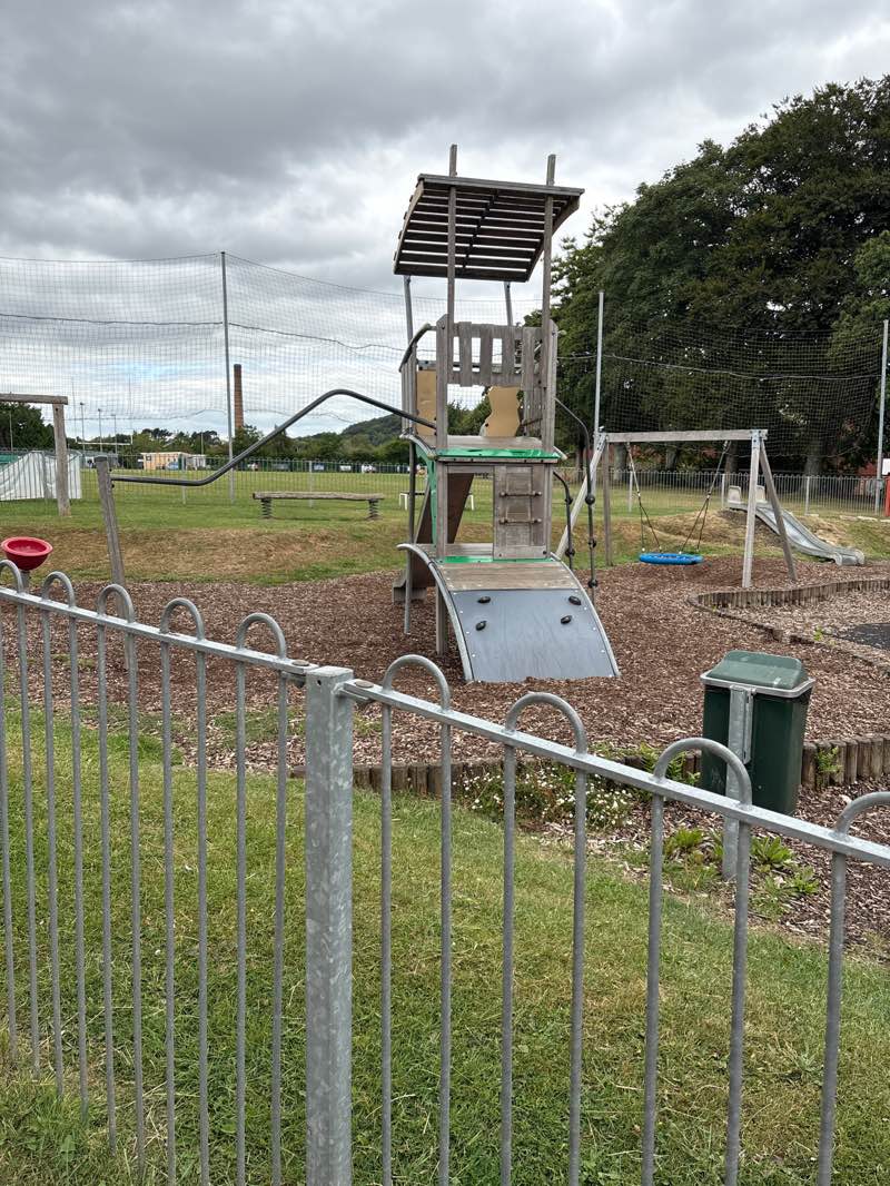 walking near me in Borough Park in autumn