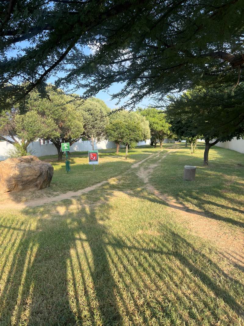 walking near me in Lonehill Park in summer