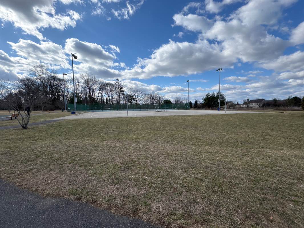 walking near me in Harry J Simmons Jr. Memorial Park in spring
