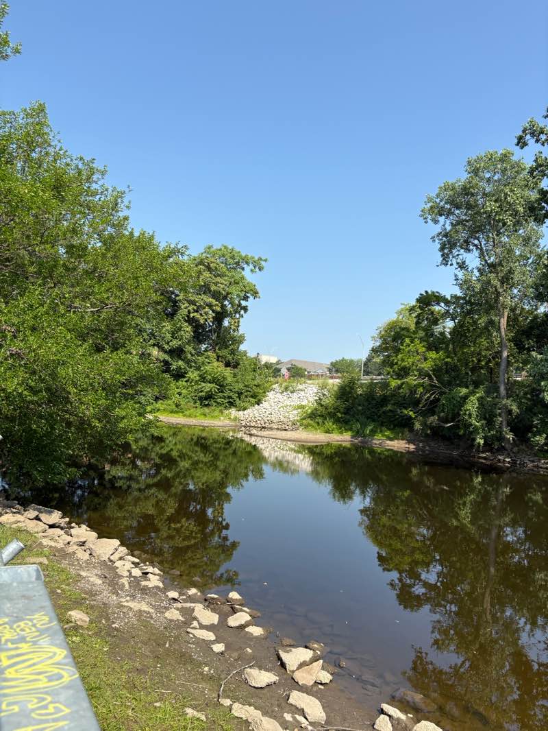 walking near me in River Point Park in summer