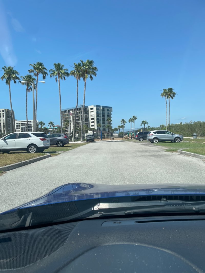 walking near me in Bay Park in spring