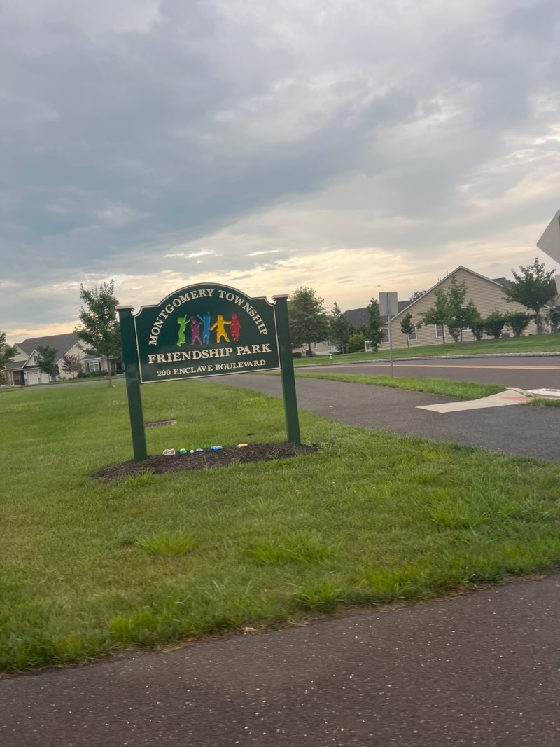 walking near me in Friendship Park in summer