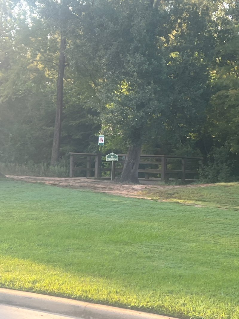 walking near me in Vistas @ Klein Lake Preserve in autumn