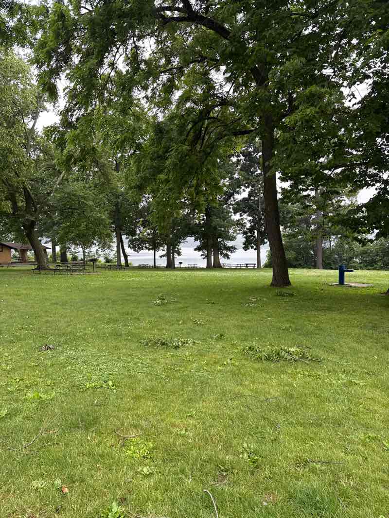 walking near me in Devil's Lake State Park in summer