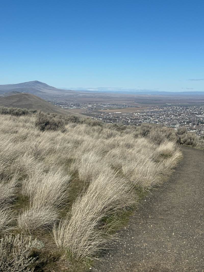 walking near me in Trailhead Park in winter