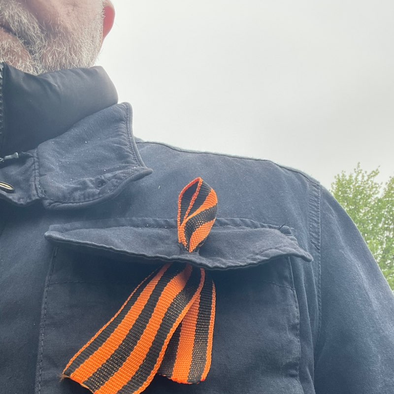 Elias 🖤🧡🖤🧡.