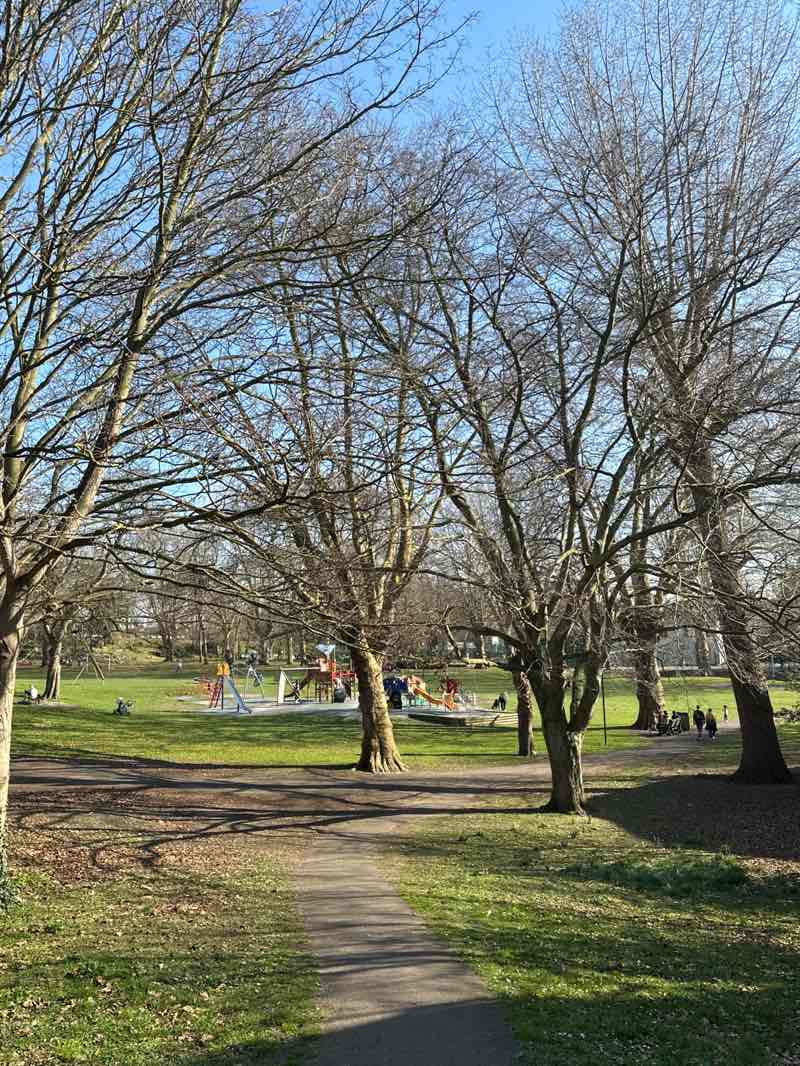 walking near me in Grays Town Park in spring
