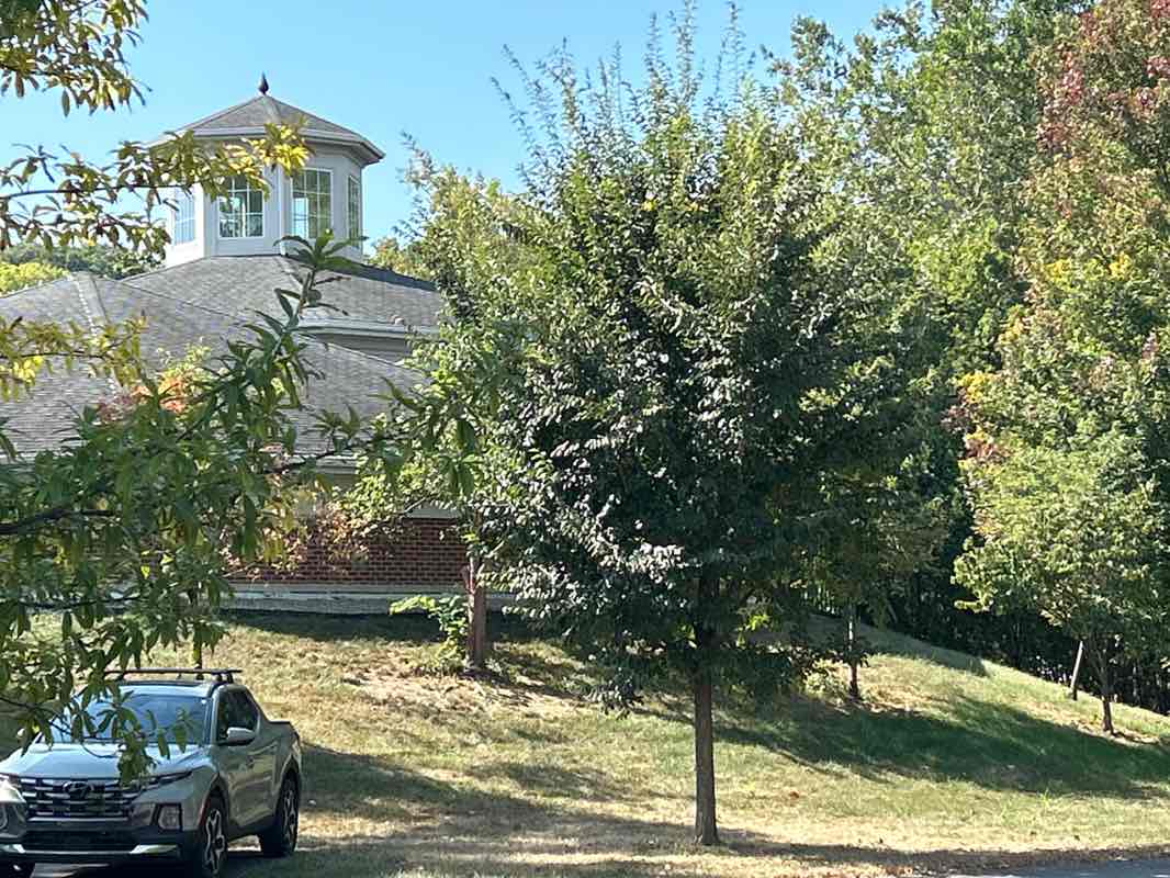 walking near me in Carillon Historical Park in autumn