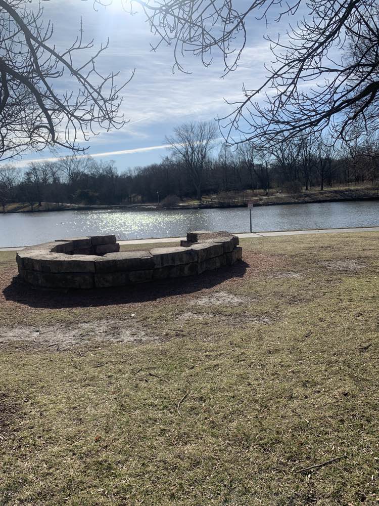 walking near me in Patriots Park in spring