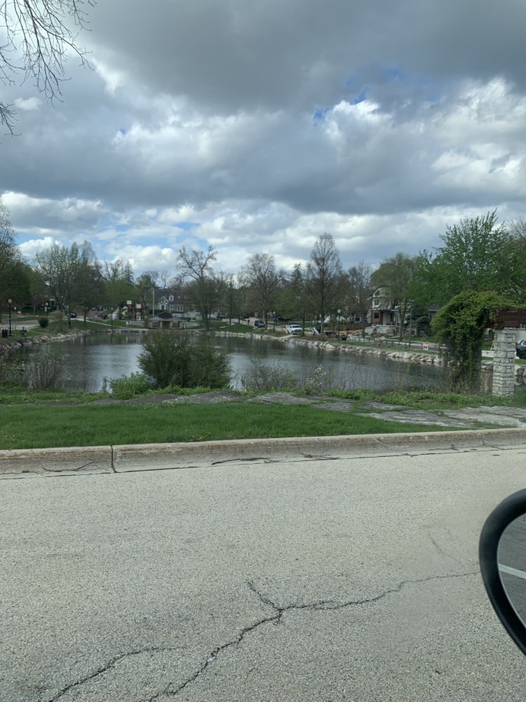 walking near me in Prince Park in spring