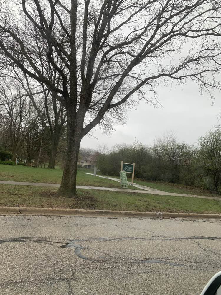 walking near me in Northside Park in spring