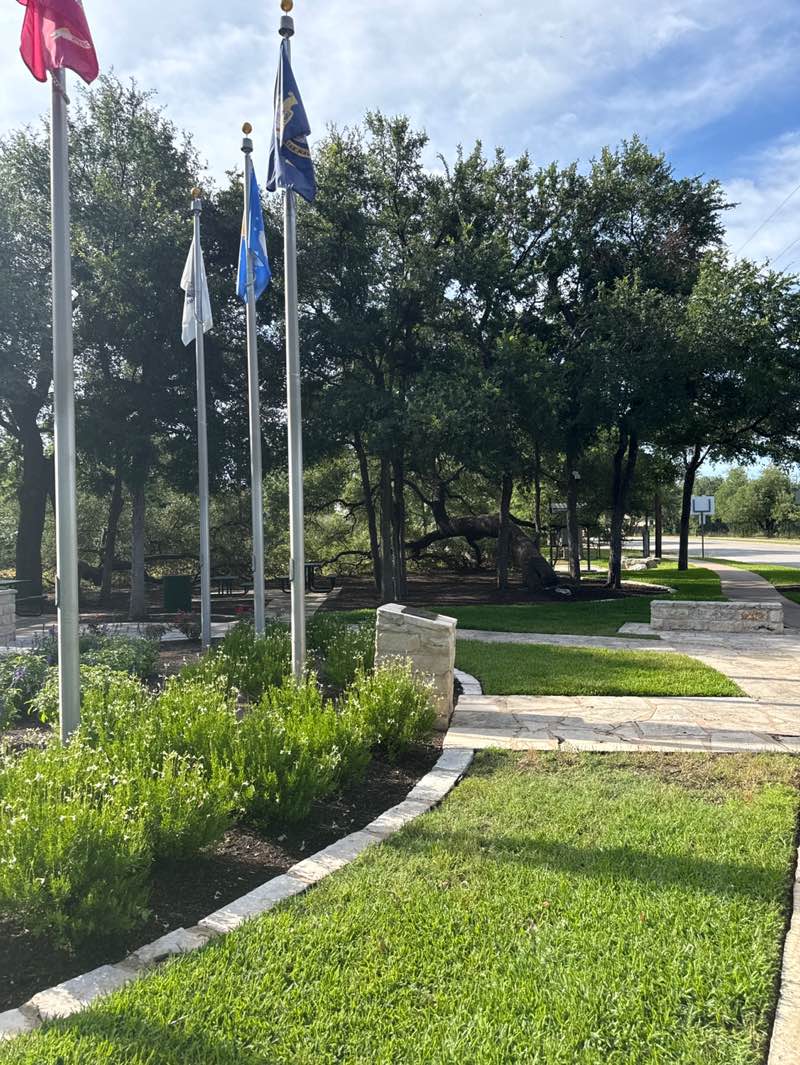 walking near me in Veterans Memorial Park in summer