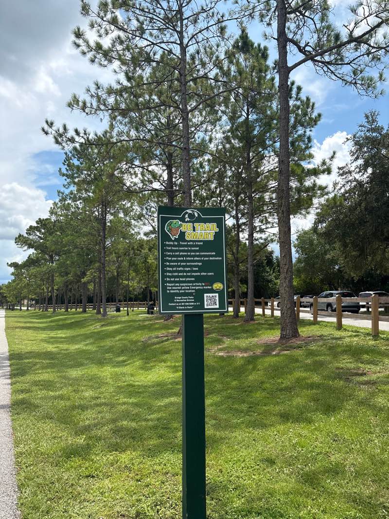 walking near me in Blanchard Park in autumn
