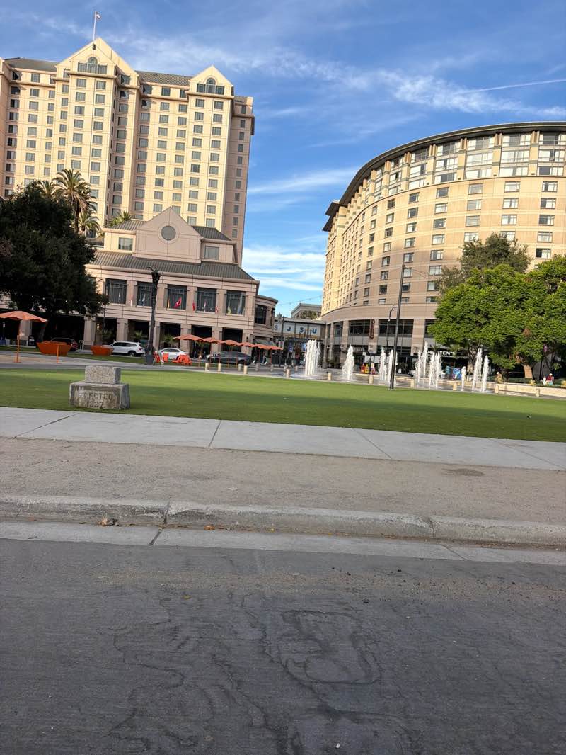 walking near me in Plaza de César E. Chávez in summer