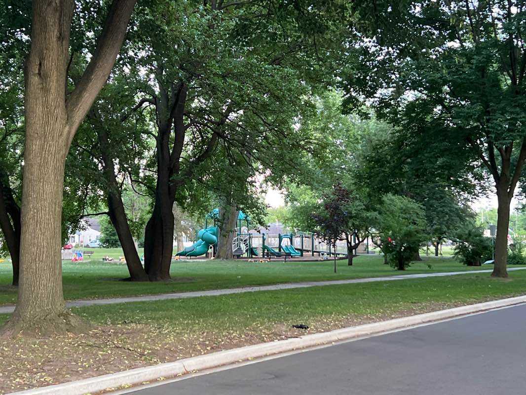 walking near me in VFW Park in summer