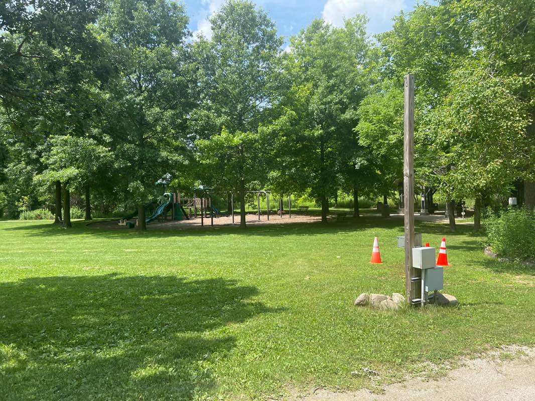 walking near me in Bear Creek Nature Park in summer