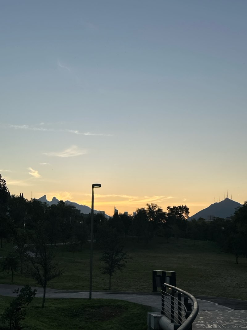 walking near me in Los Patos in winter