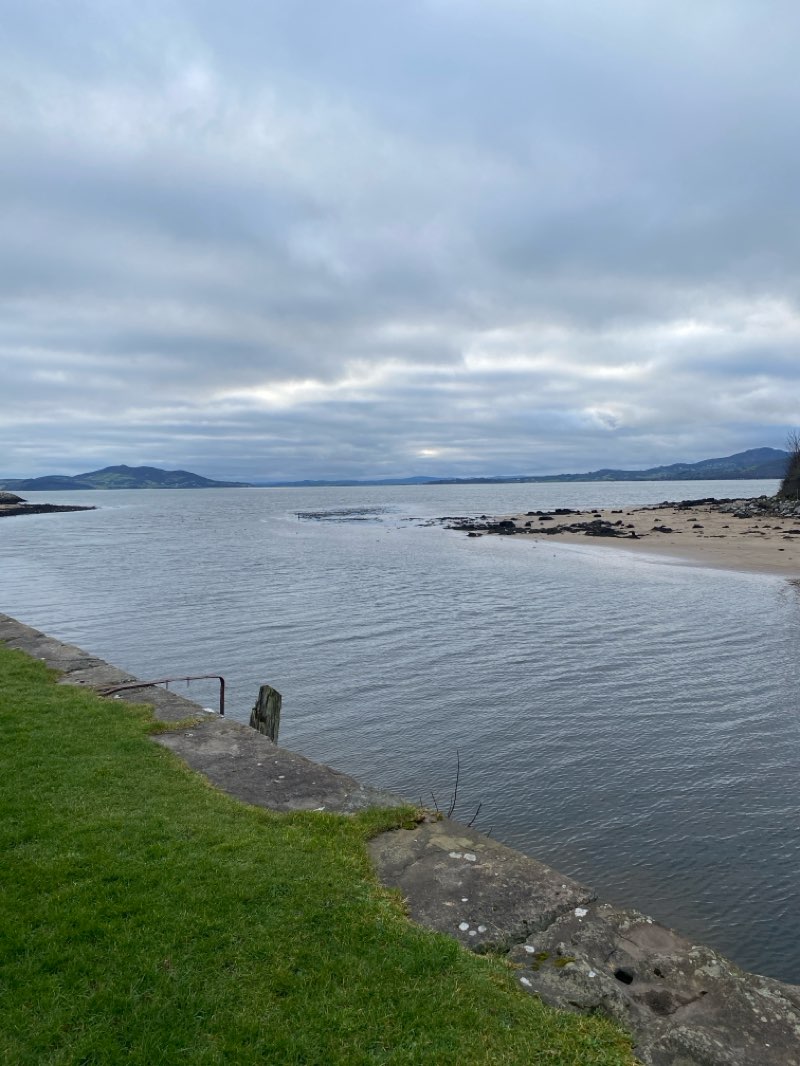 walking near me in Fishing Greens in winter