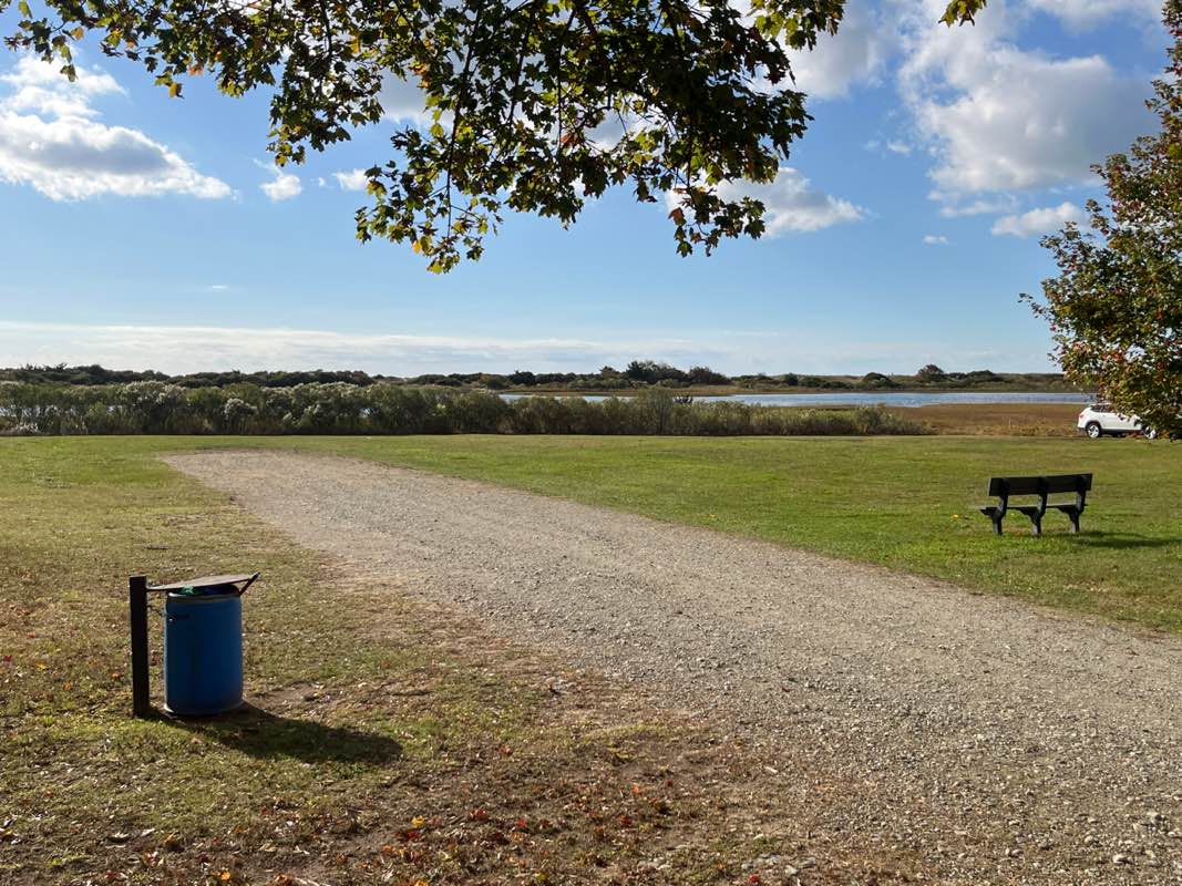 walking near me in Waterford Beach Park in autumn