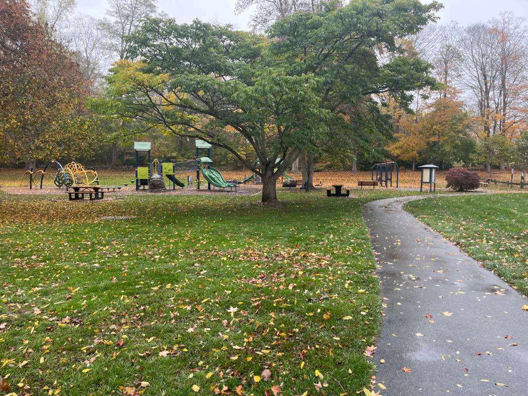 walking near me in Essex Tennis Courts in autumn