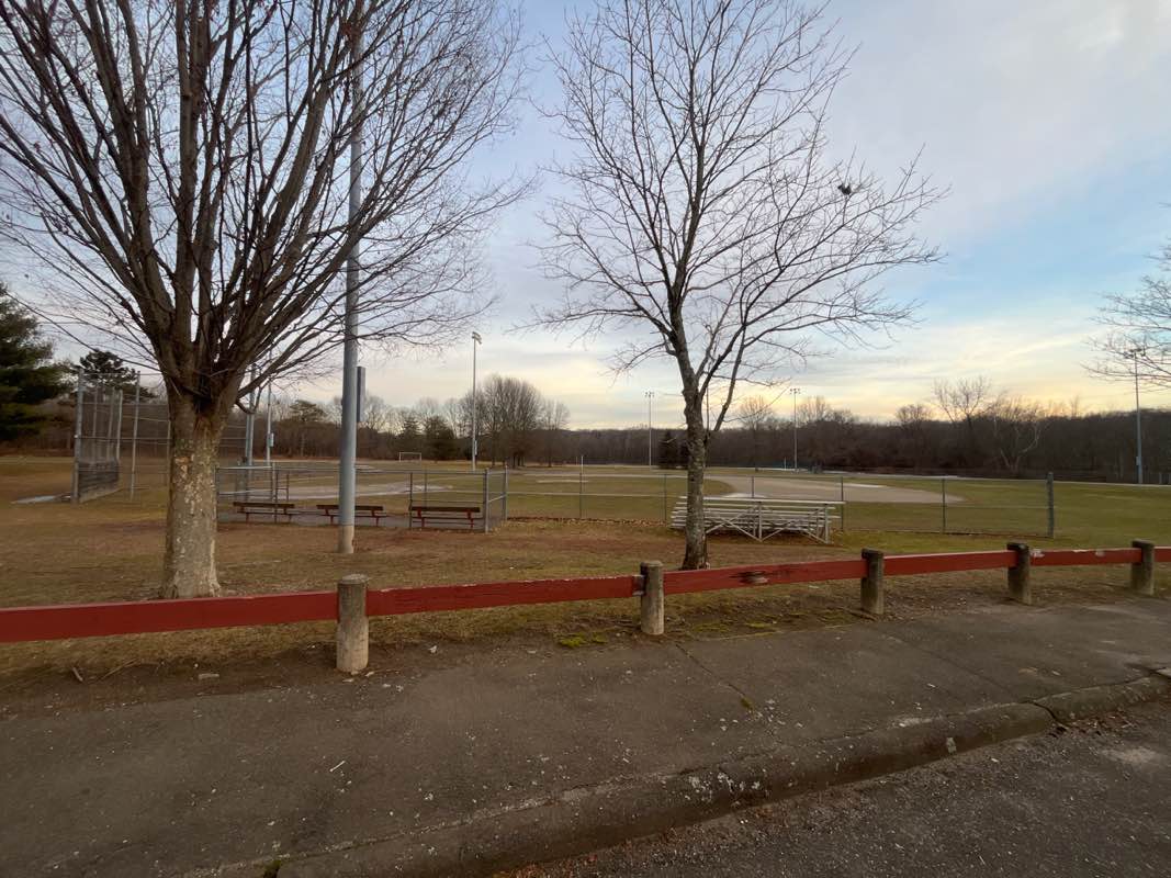 walking near me in Bucks Hill Park in winter