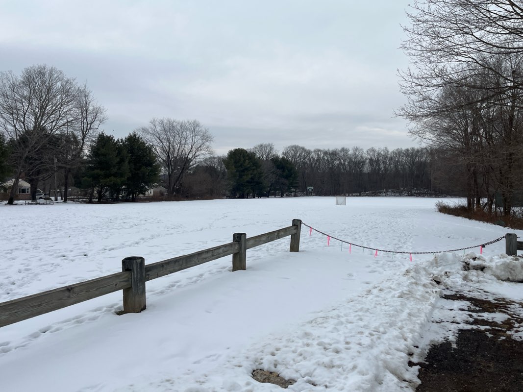 walking near me in Nut Plains Park in winter