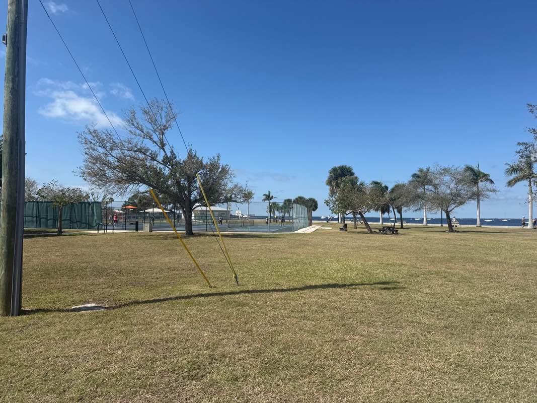 walking near me in Gilcrest Park in spring