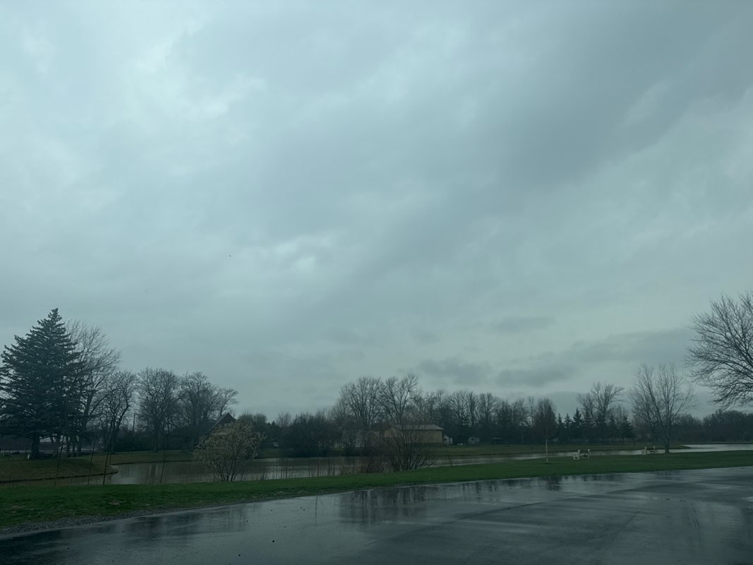 walking near me in Oppenheim County Park in spring