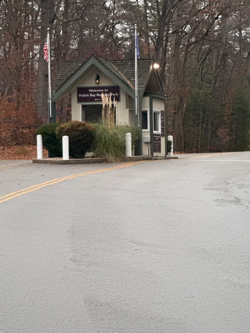 walking near me in Pohick Bay Regional Park in autumn