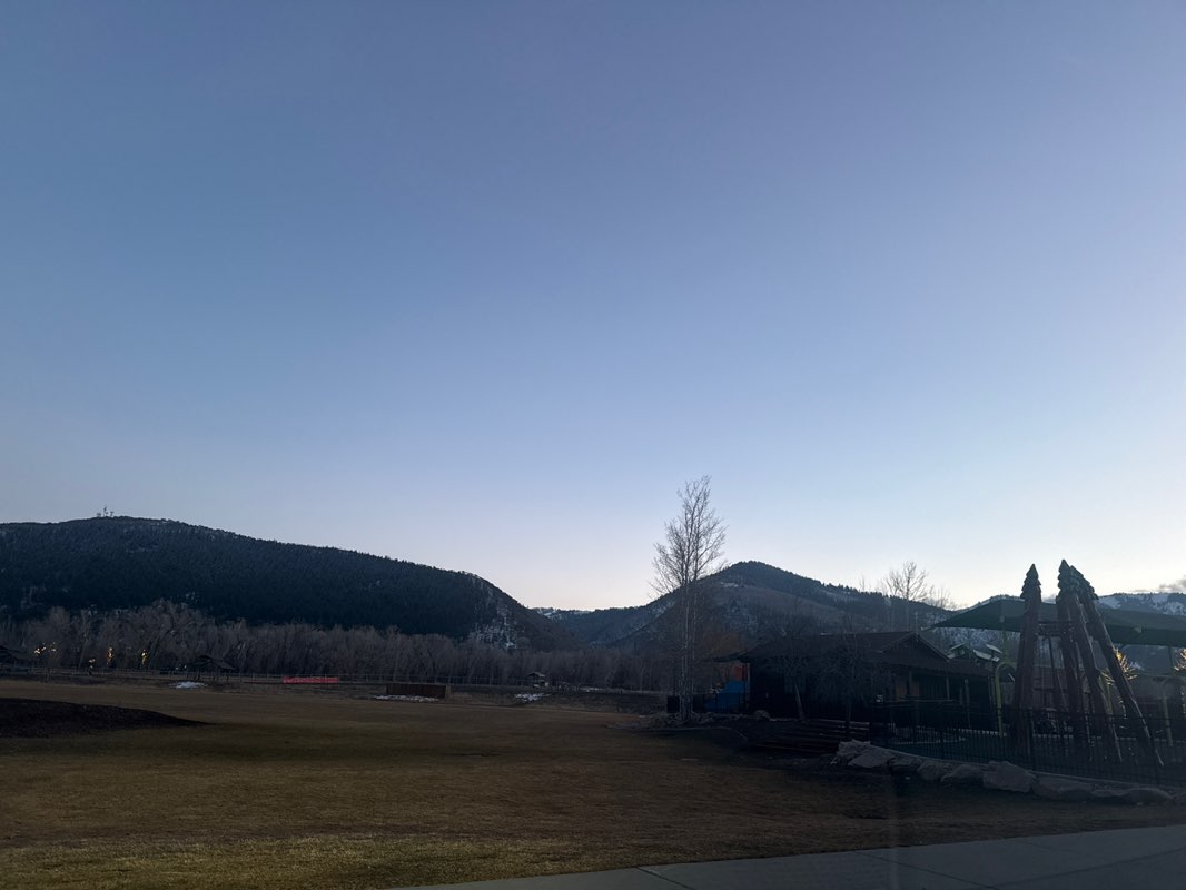 walking near me in Willow Creek Park in winter