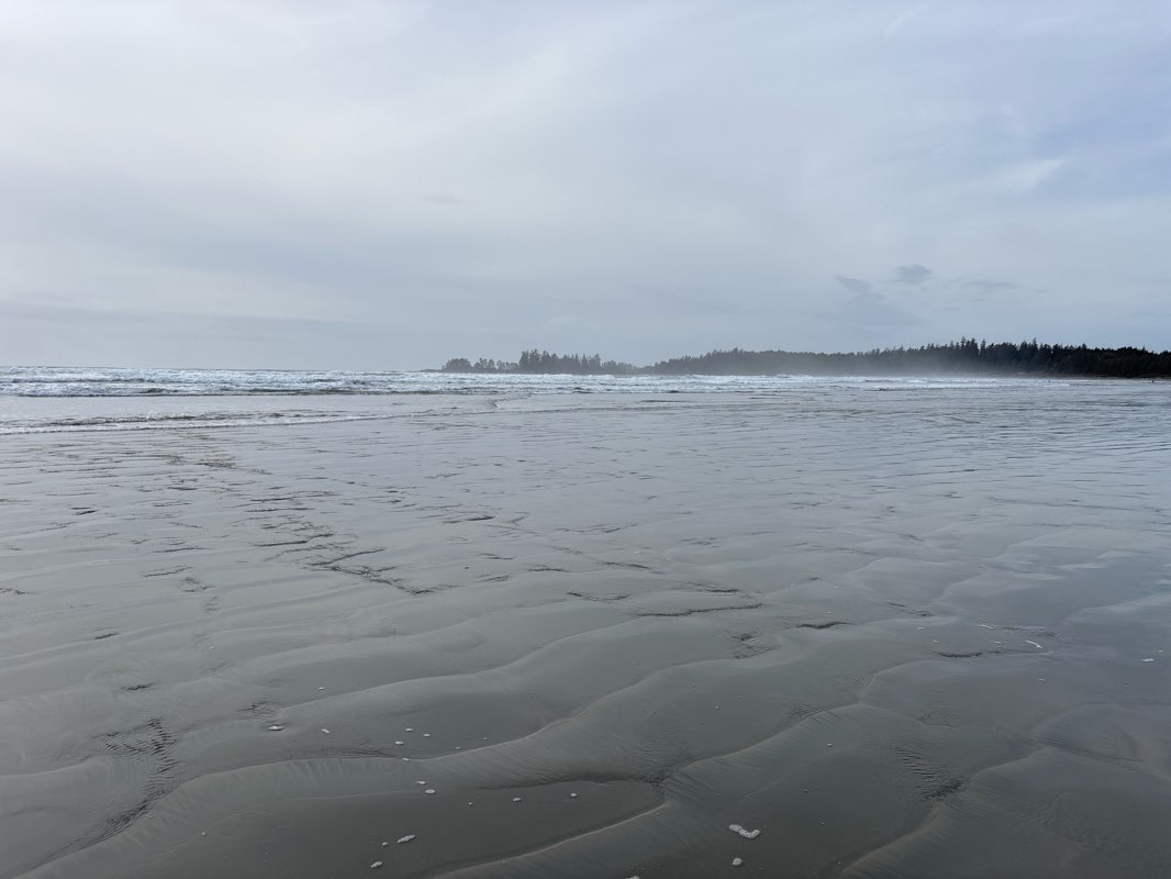 walking near me in Village Green in autumn