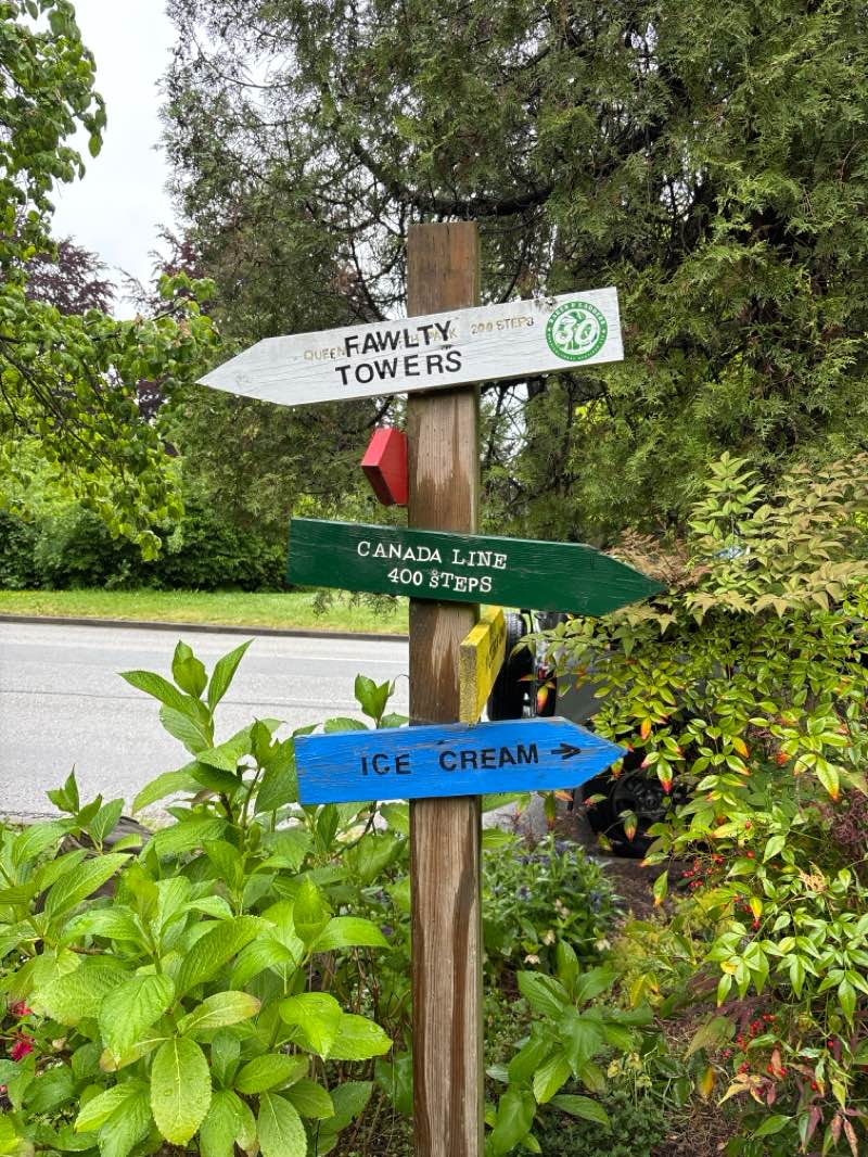 walking near me in Minoru Park in spring