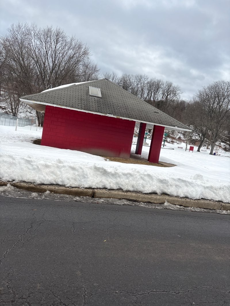 walking near me in Korn Street Park in winter
