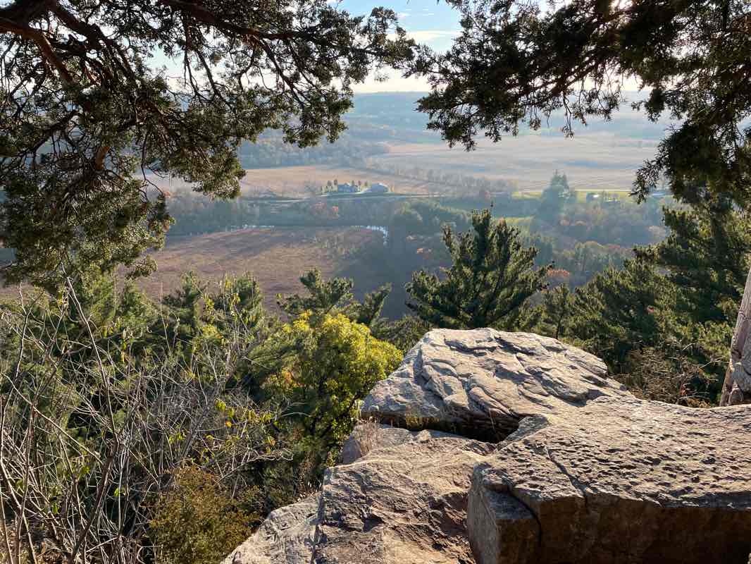 walking near me in Gibraltar Rock County Park in winter