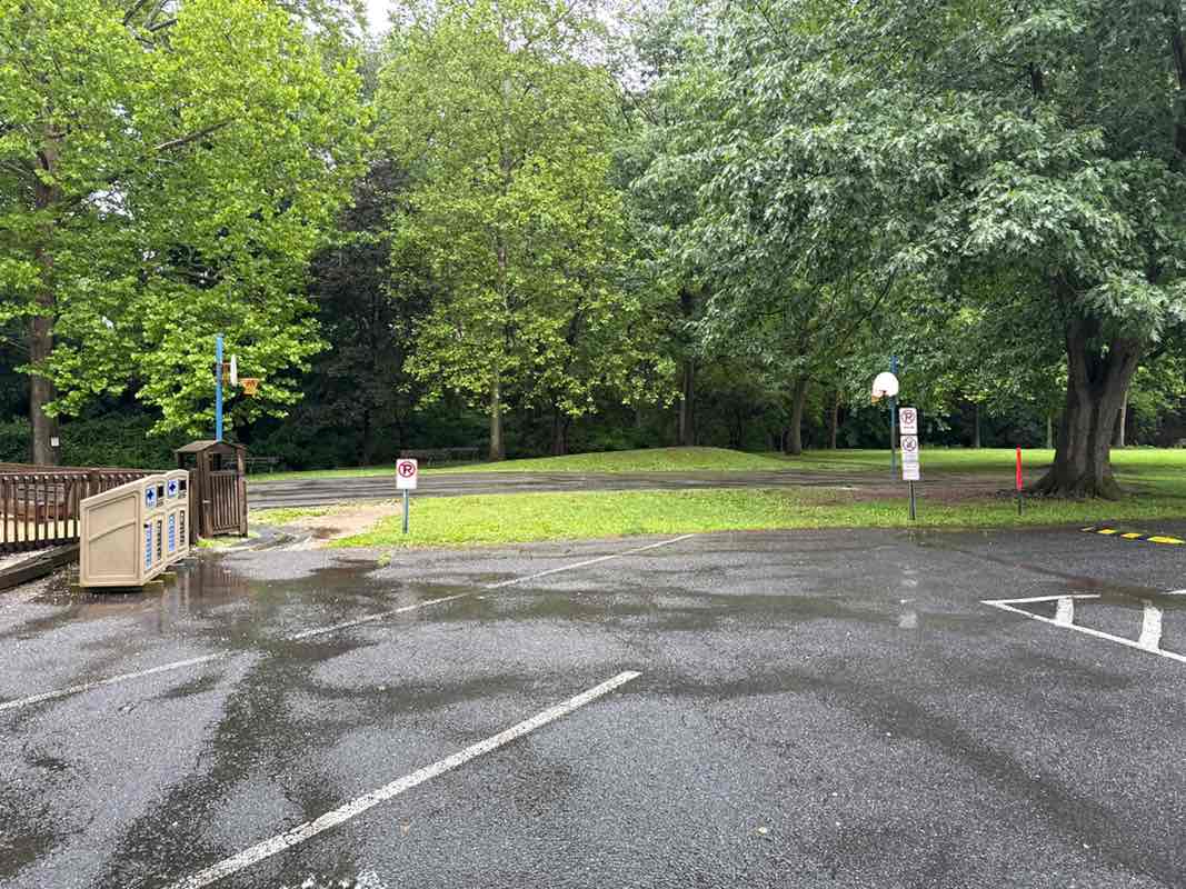 walking near me in Mohnton Memorial Park in summer