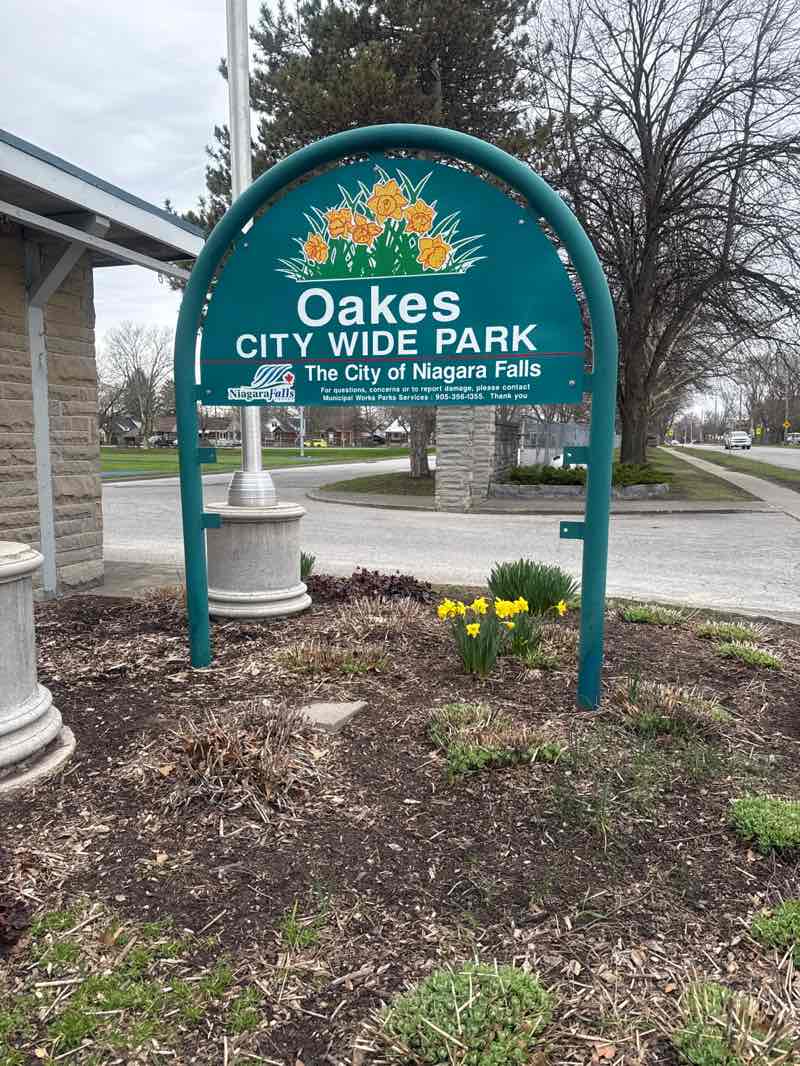 walking near me in Oakes Park in spring