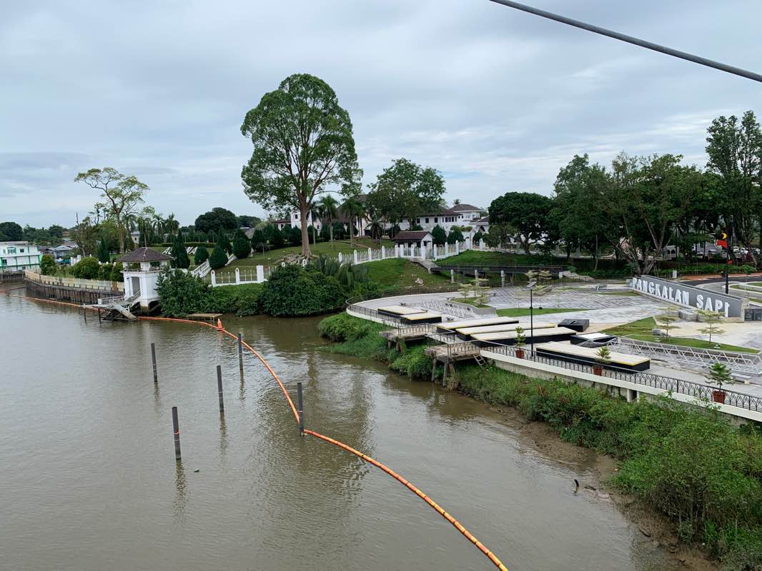 walking near me in Le'Park in winter