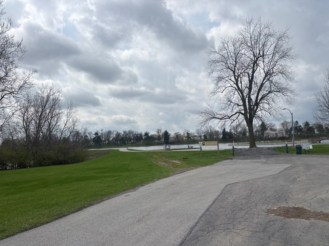 walking near me in Schoonover Park in spring
