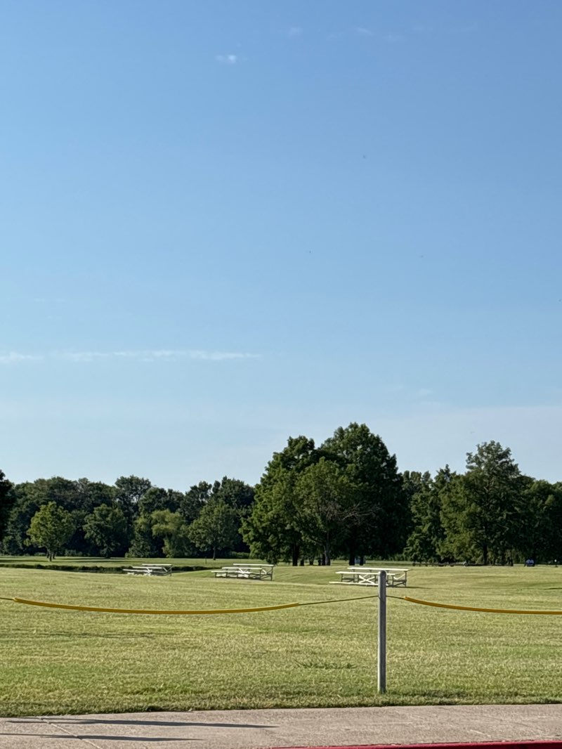 walking near me in Valley Creek Park in summer