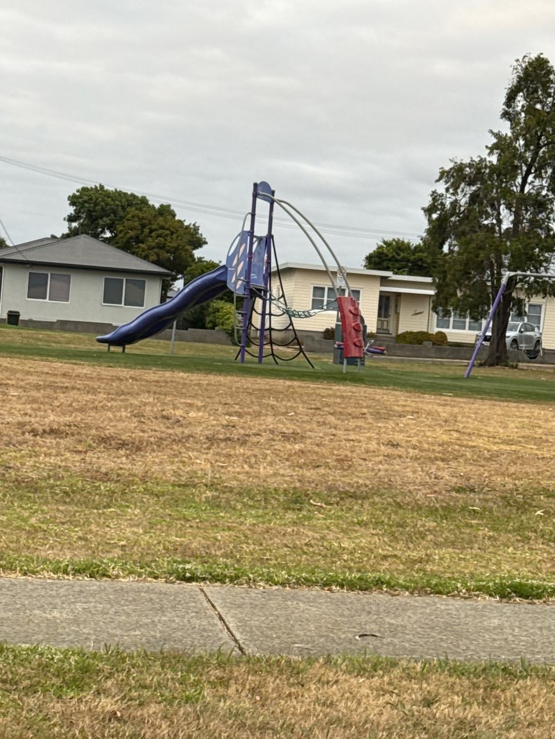 walking near me in Madden Park in summer