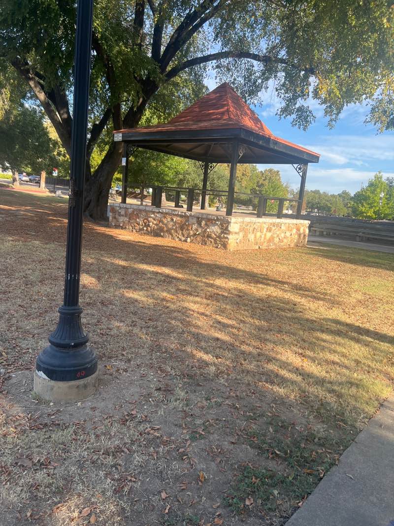 walking near me in Harris Community Park in autumn