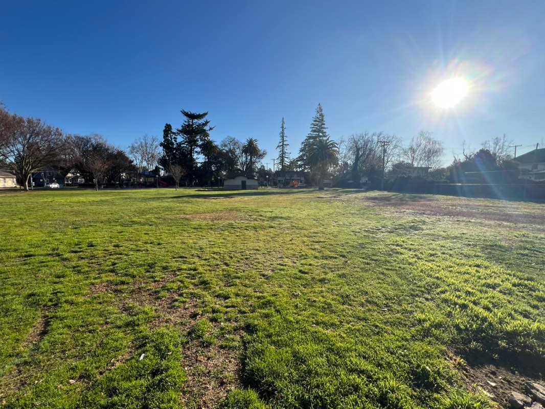 walking near me in Emerson Park in winter