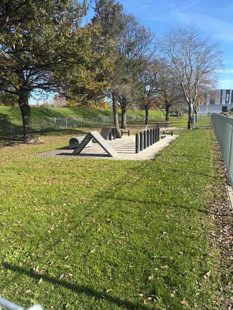 walking near me in Riverside Park in winter