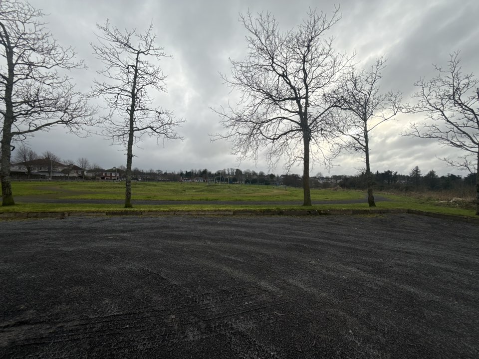 walking near me in Seaview Park in winter