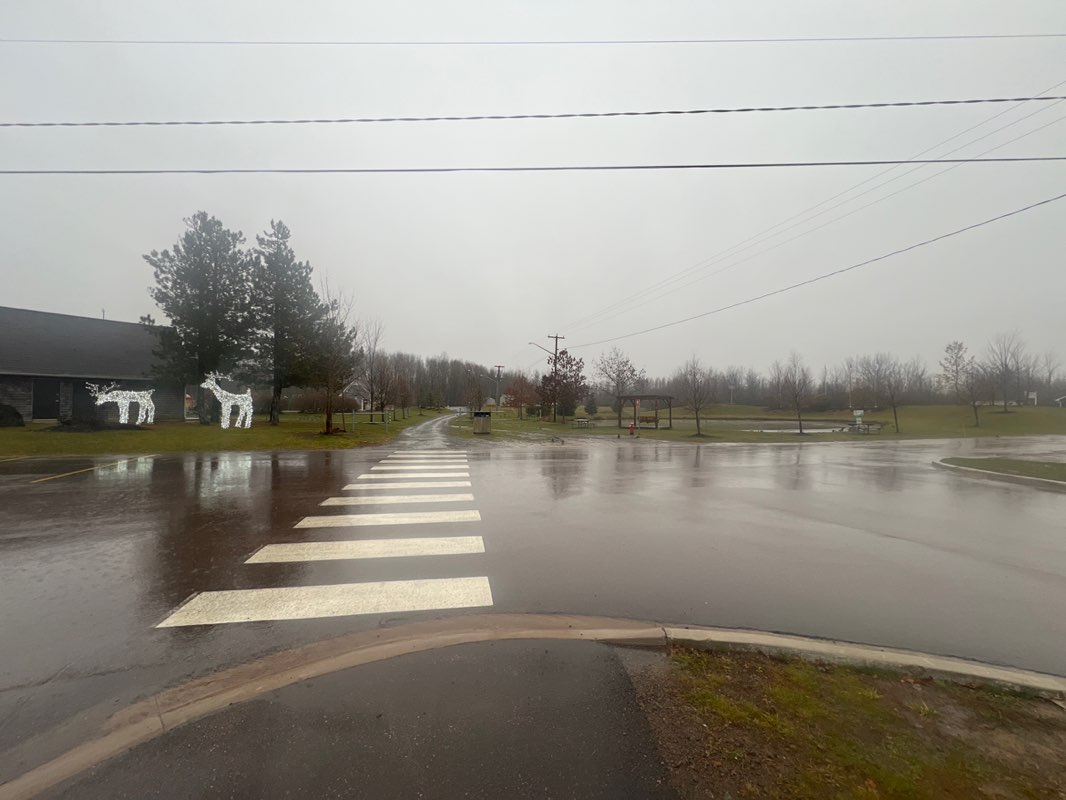 walking near me in Rotary St-Anselme Park in autumn