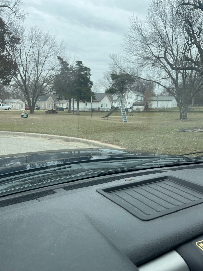 walking near me in Milstead Park in winter